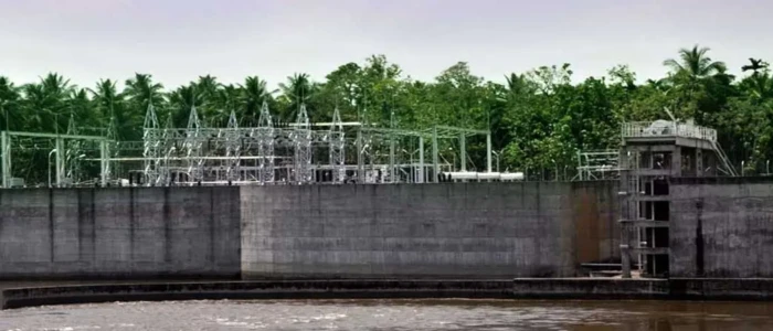 imgi_21_tailrace-side