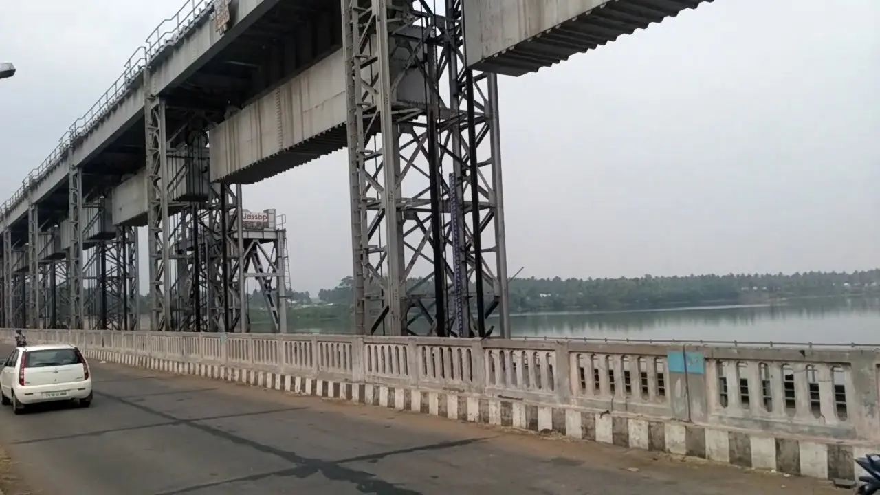 You are currently viewing LOWER METTUR HYDRO ELECTRIC PROJECT(2 X 15 MW), BARRAGE IV, SALEM DIST, TAMILNADU